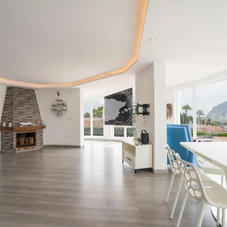 Moose Villa Ifach